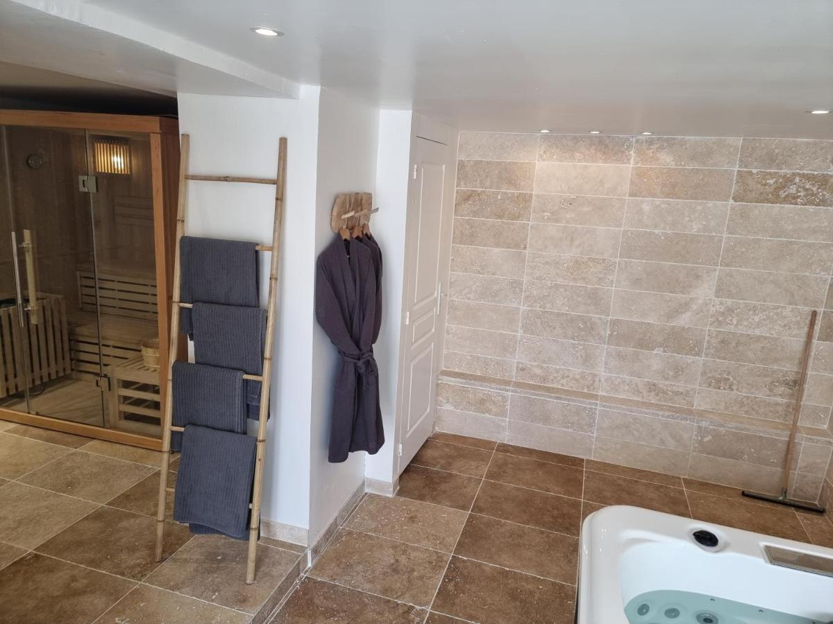 Nalan Orrygeois, Spa, Sauna, Proche Asterix ภายนอก รูปภาพ